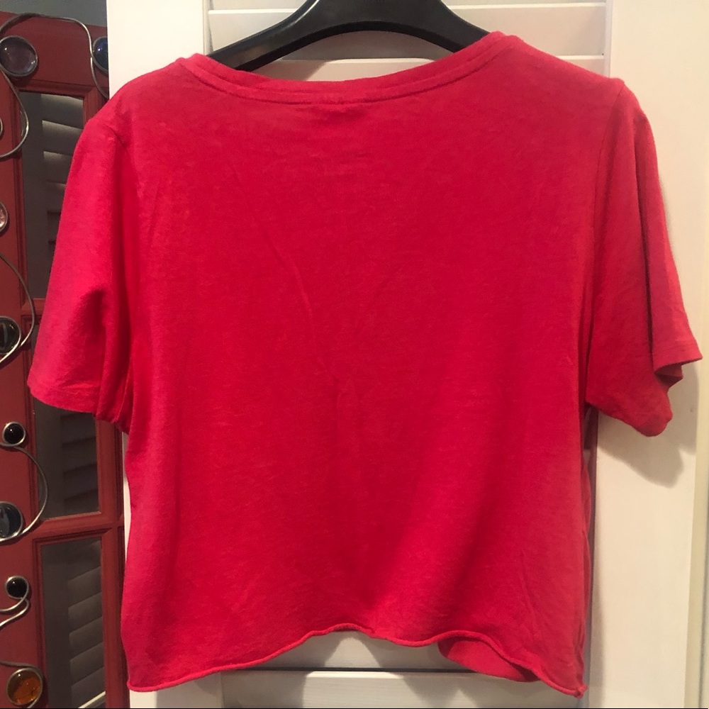 T-Shirt - Picture 3 of 3